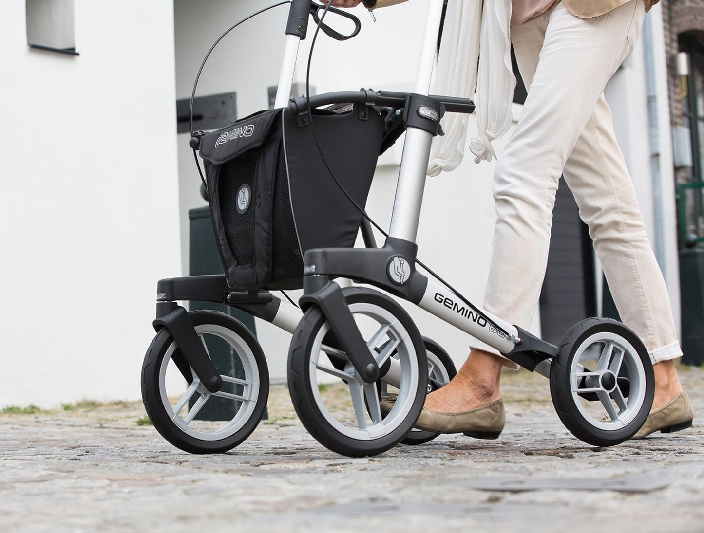 Sunrise Medical Handicare Gemino 60 – leichter Aluminium-Rollator mit großen Rädern, Faltmechanismus und Memory-Höhenverstellung